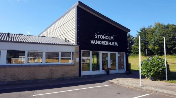 Stoholm Vandrerhjem - ligger i forbindelse med Stoholm Fritids- og Kulturcenter